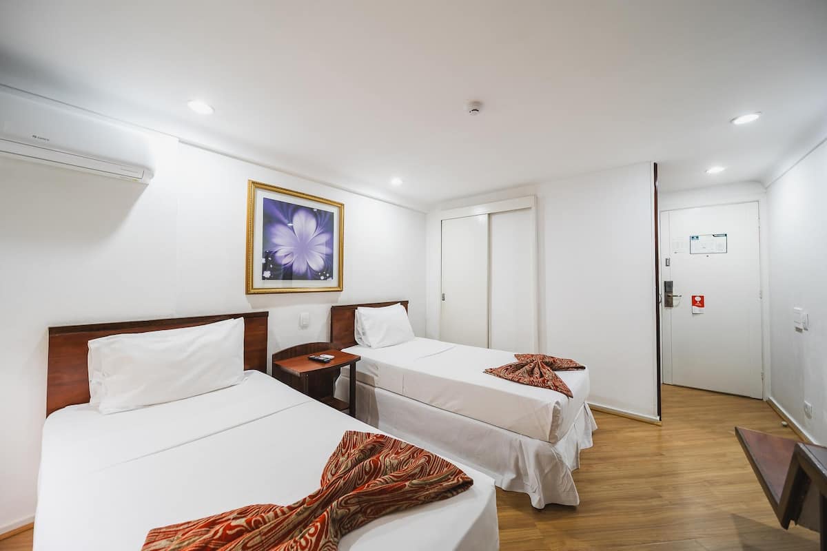 Select Comfort beds, in-room safe, desk, free WiFi