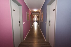 Lorong
