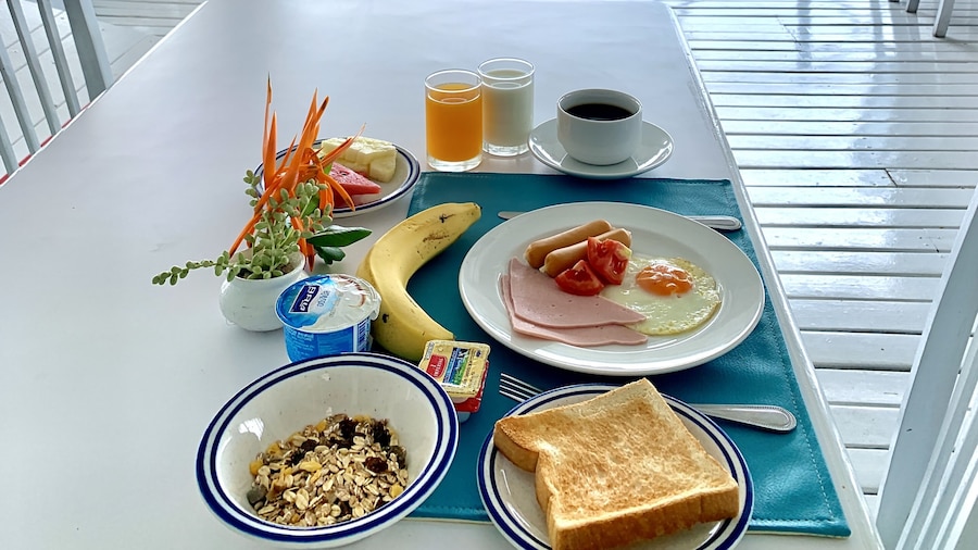 Sand Sea Beach Resort