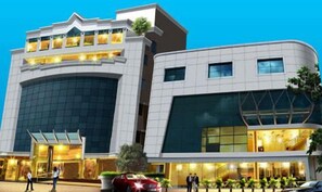 Exterior - Maurya Rajadhani (Thiruvananthapuram)