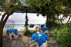 Garden - Ravello Rooms (Ravello)
