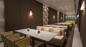 Dining - Jinjiang Inn Select Shanghai Pudong Airport (Shanghai)
