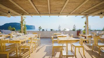 3 restaurants, dinner served, Mediterranean cuisine