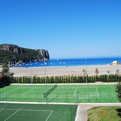 Tennisbaan