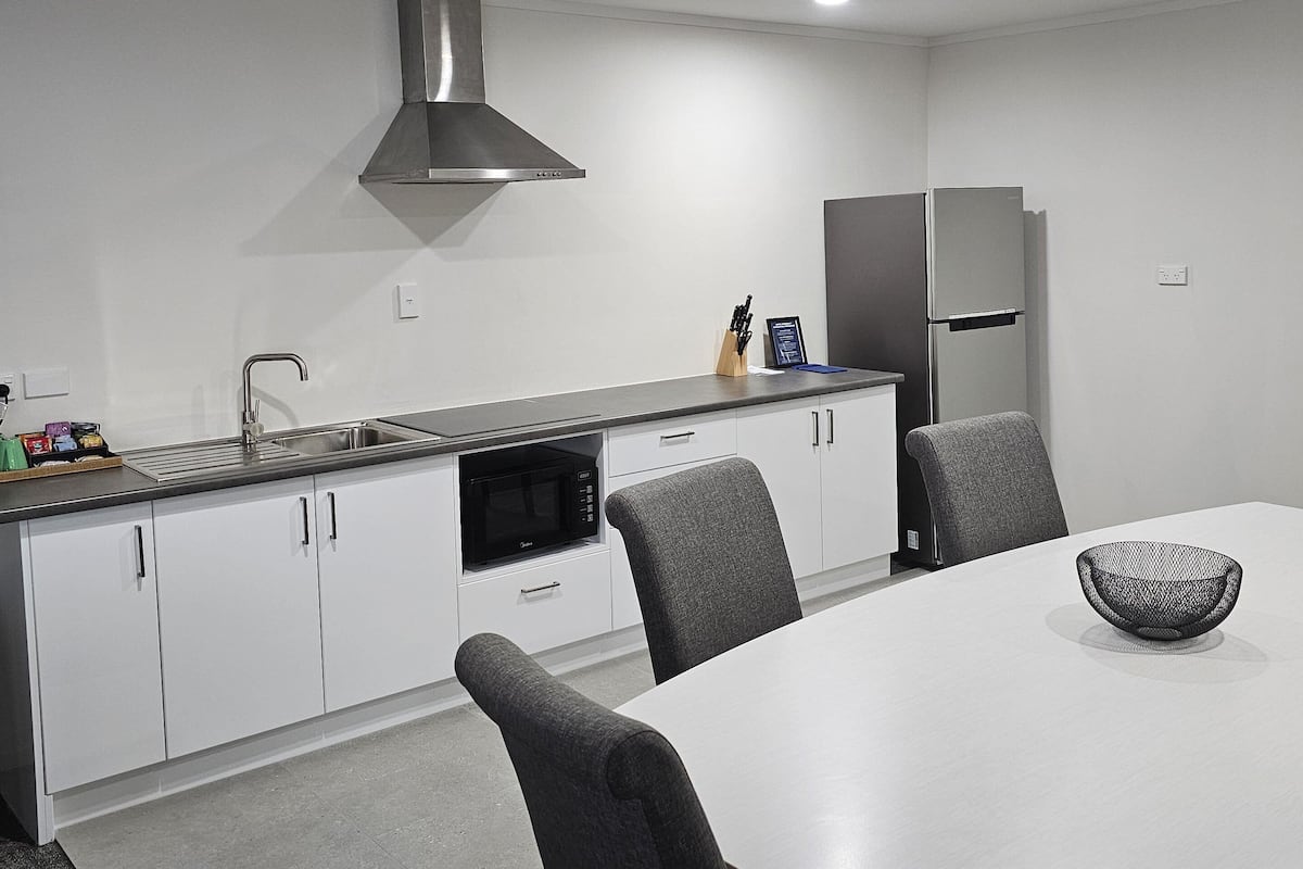 family apartment, 3 bedrooms | private kitchenette | coffee/tea maker, electric kettle