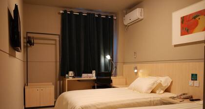 Jinjiang Inn Southwest Shanghai Everbright Exhibition Center