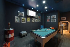 Billiards - Cityloog Hotel Tebet Jakarta (Jakarta)