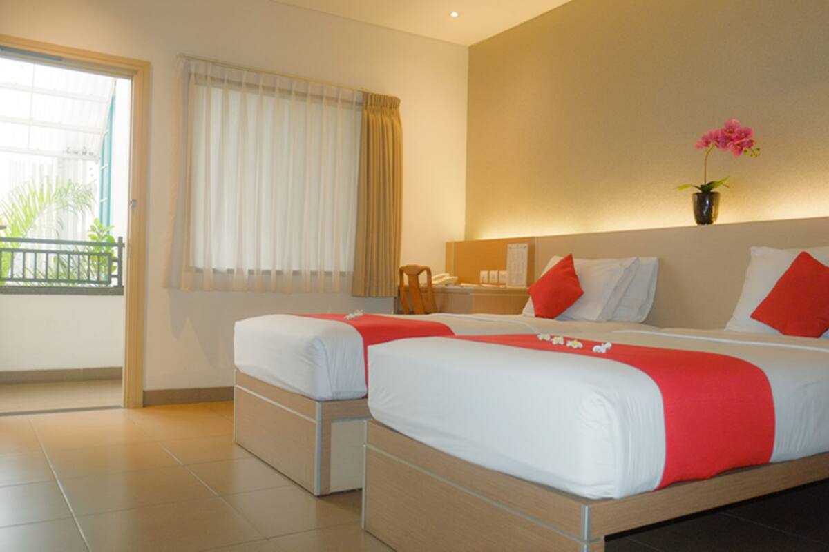 In-room safe, desk, soundproofing, free WiFi