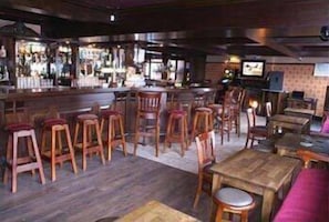 Bar (in der Unterkunft)
