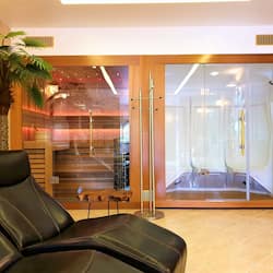 Sale per trattamenti di coppia, sauna, vasca idromassaggio, bagno turco