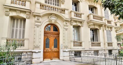 Hotel Victor Hugo