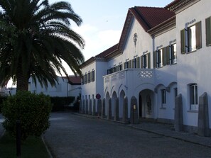 Front of property – evening/night - Flag Hotel Fátima Irmãs Dominicanas (Ourem)