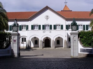 Entrada de la propiedad