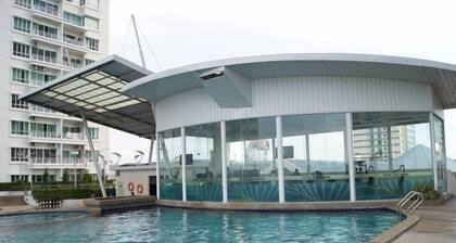 YYK 1Borneo Condominium