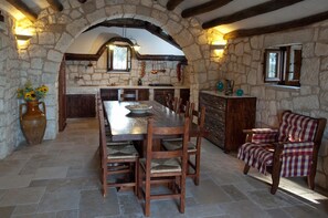 Standard Apartment (for 4 people) | In-room dining