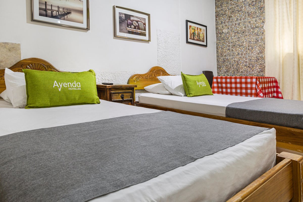 Minibar, bureau, lits pliants/supplémentaires, Wi-Fi gratuit