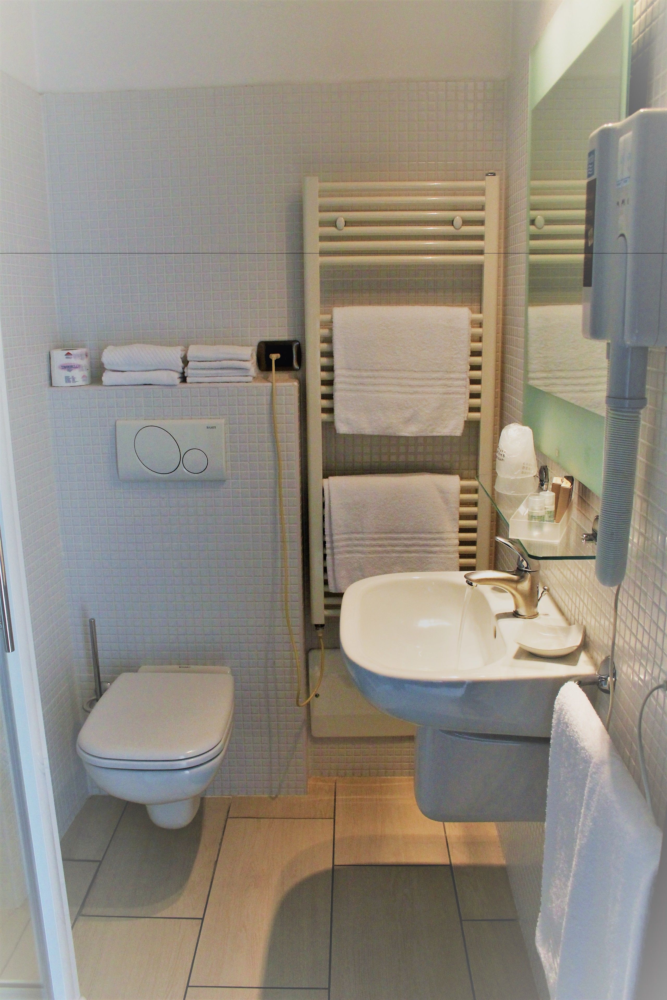 double room single use | bathroom | free toiletries, hair dryer, slippers, bidet