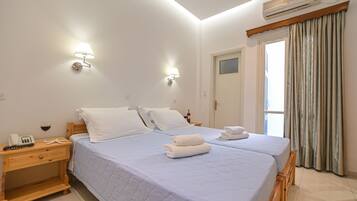 In-room safe, free WiFi, bed sheets