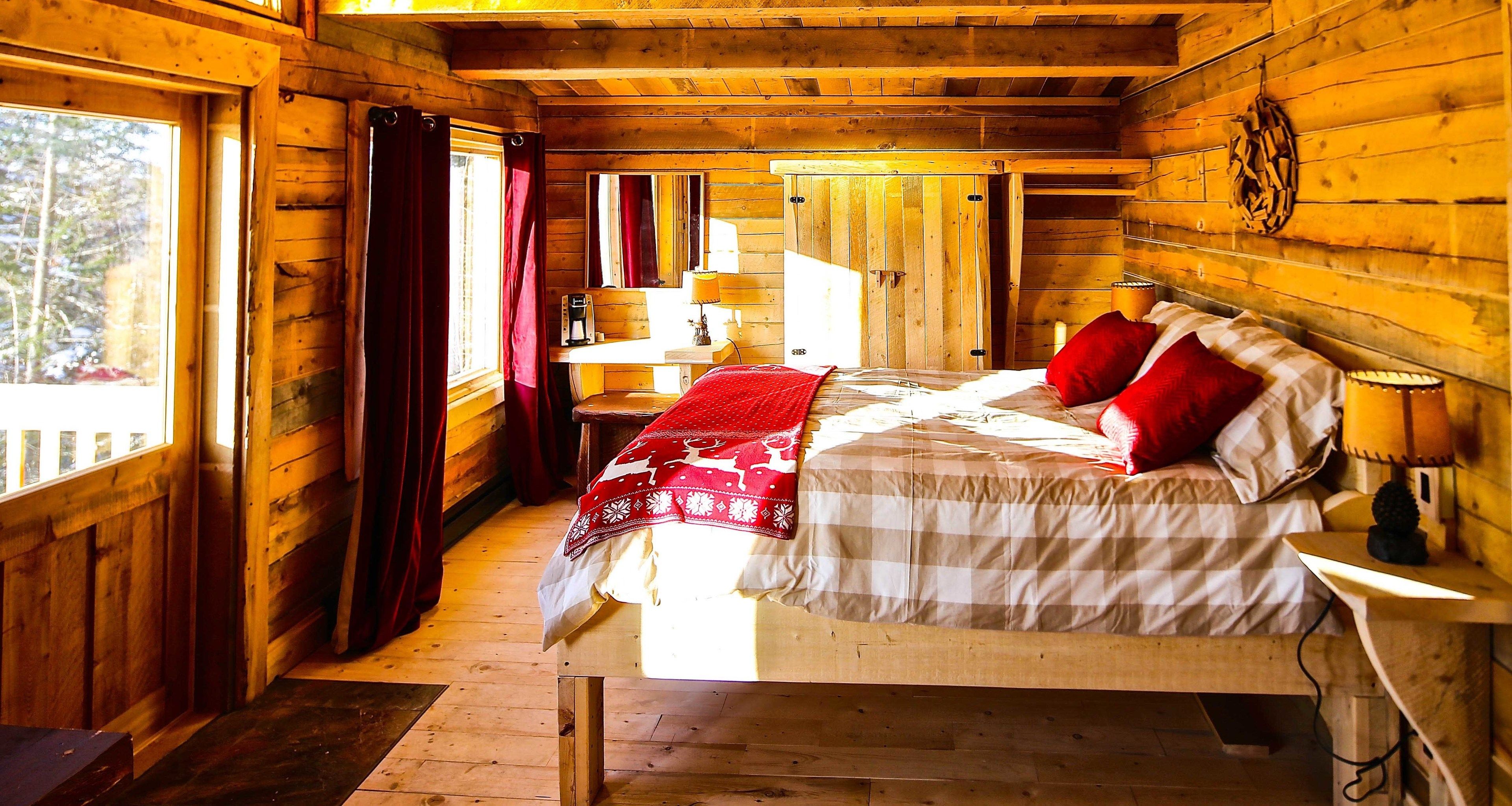 Chalet Deluxe, 1 cama Queen size, vista al río | Wifi y ropa de cama 