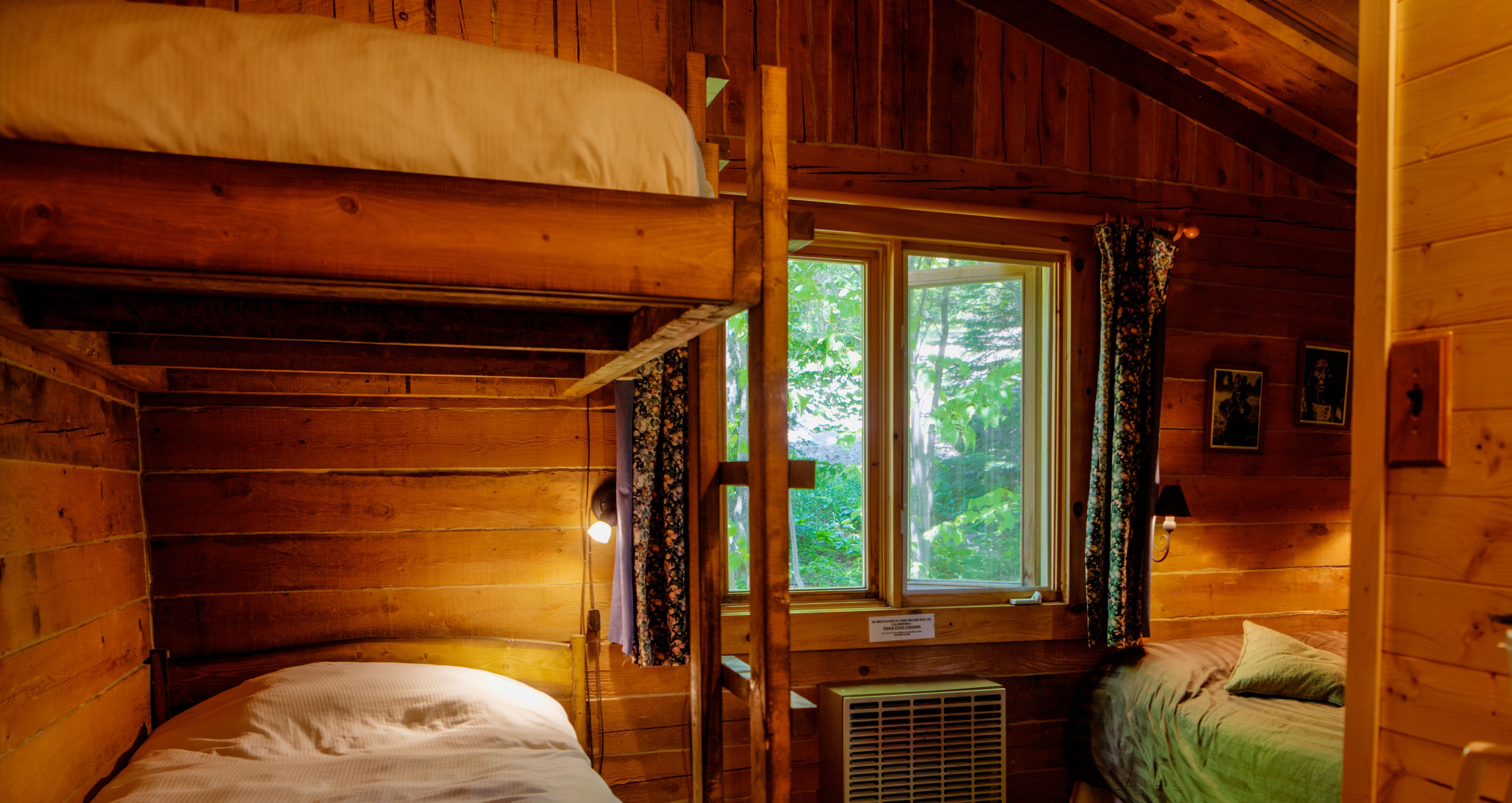 standard room | wifi, bed sheets