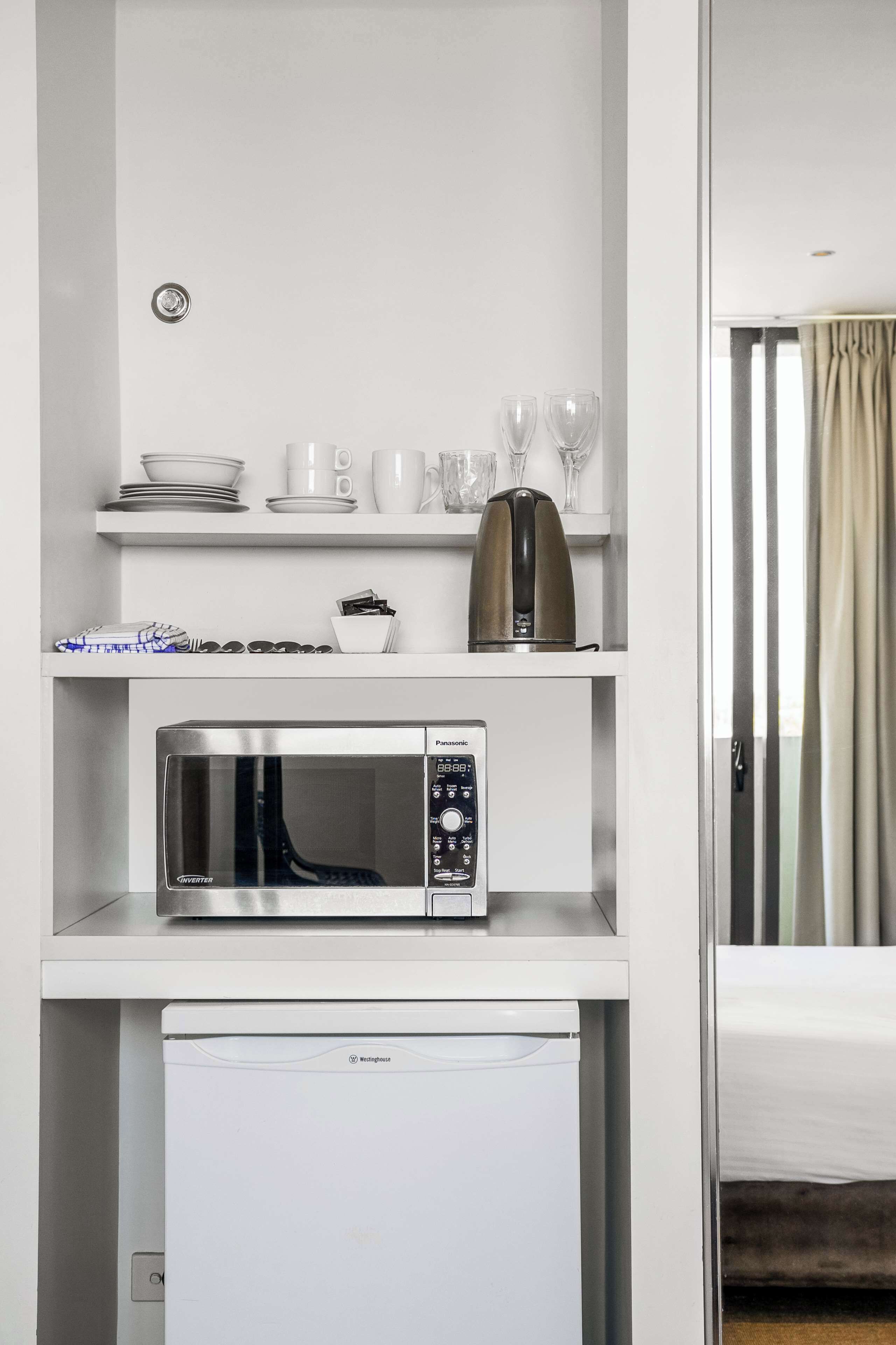 1 bedroom, premium bedding, in-room safe, laptop workspace