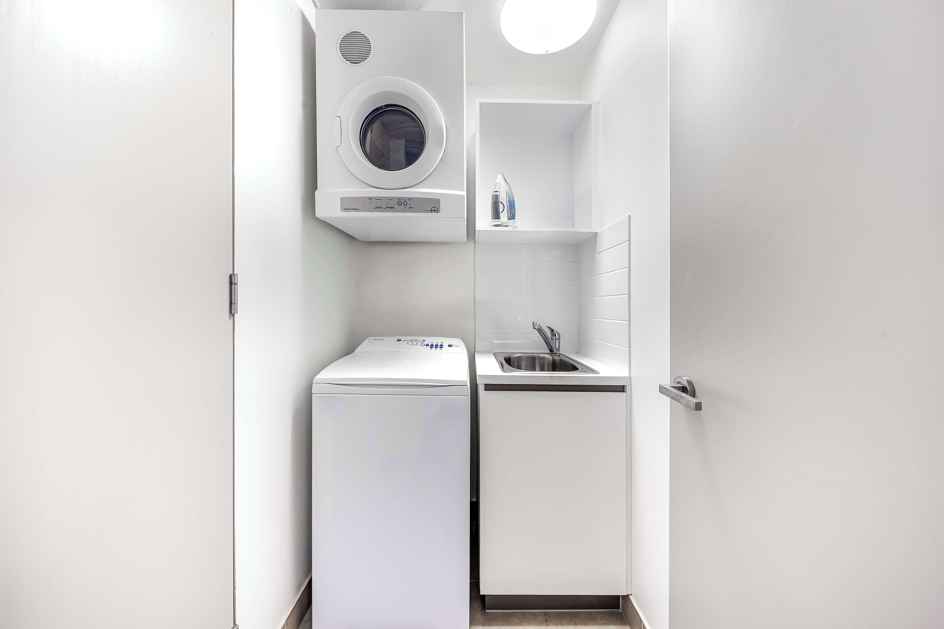 1 bedroom, premium bedding, in-room safe, laptop workspace