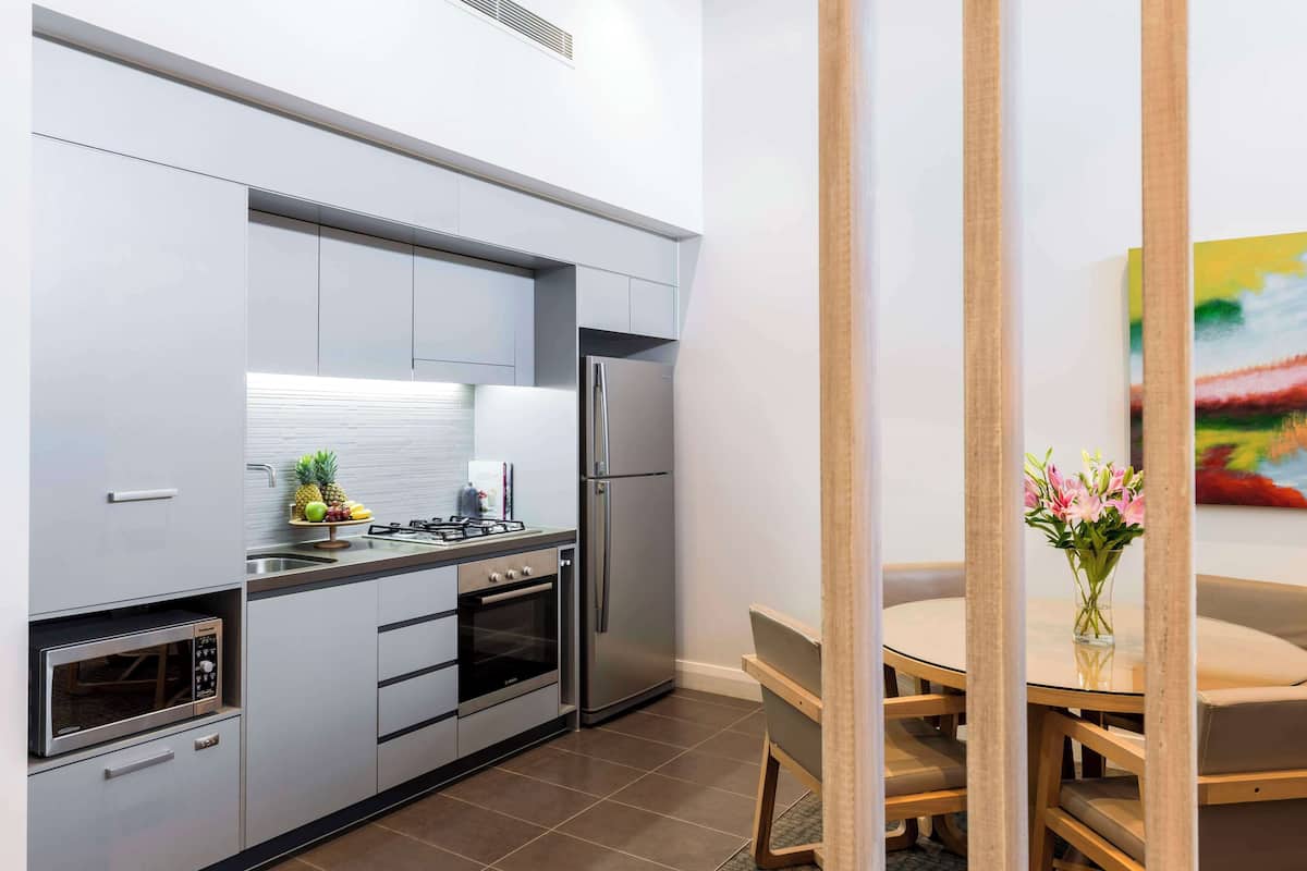 1 bedroom, premium bedding, in-room safe, laptop workspace