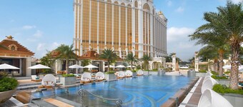 Banyan Tree Macau