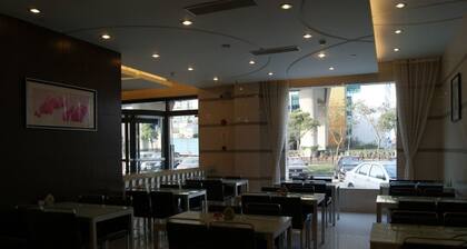Jinjiang Inn Chuansha Huaxia Road East