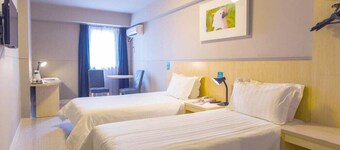 Jinjiang Inn Shanghai Fengxian Nanqiao Road