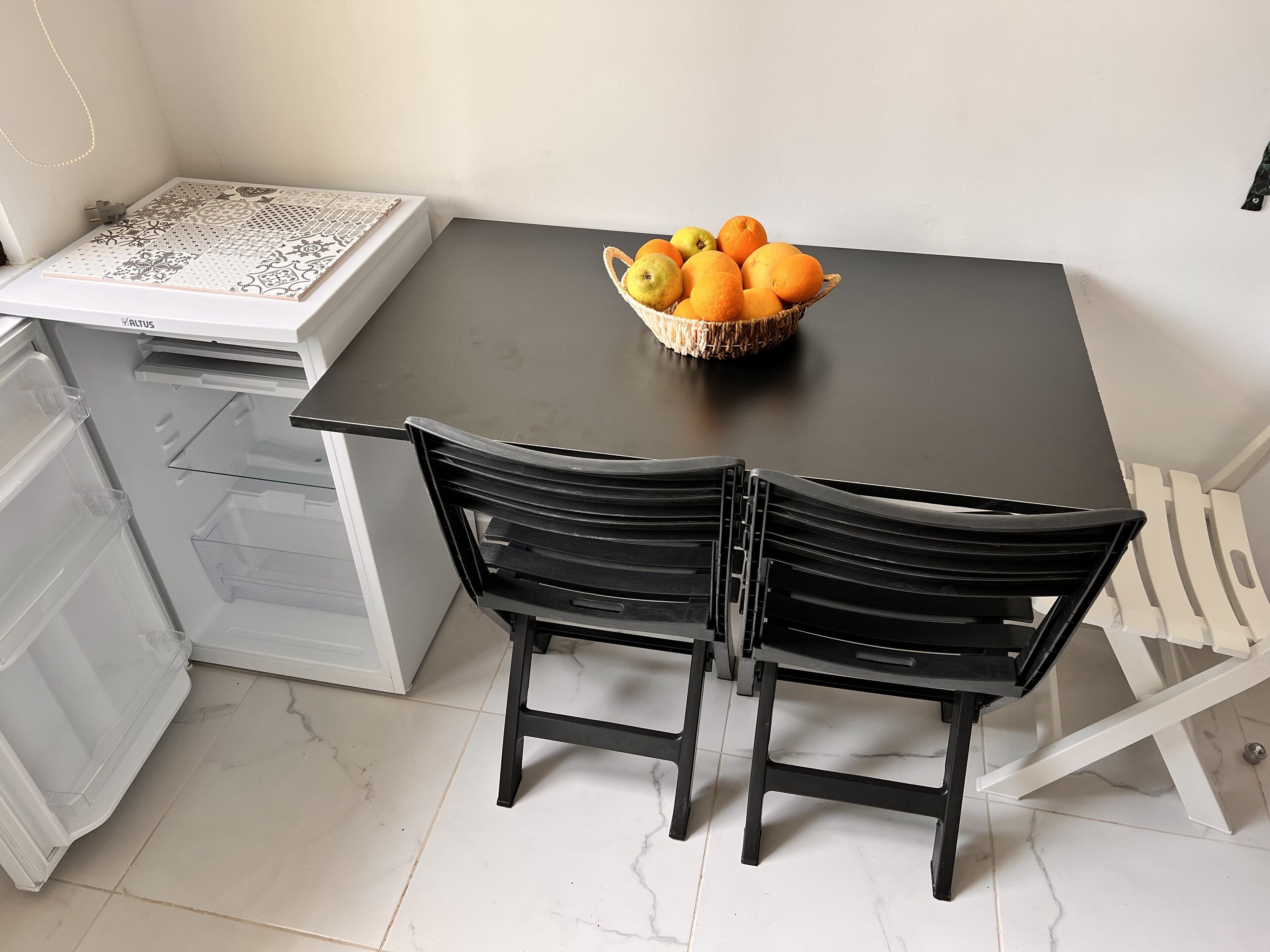 standard triple room | private kitchen | fridge, coffee/tea maker, electric kettle