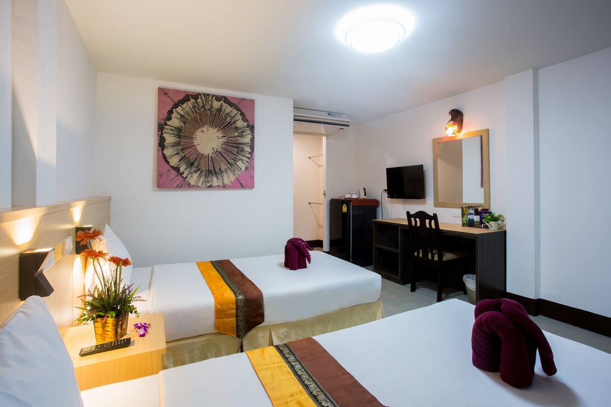 In-room safe, desk, laptop workspace, blackout drapes