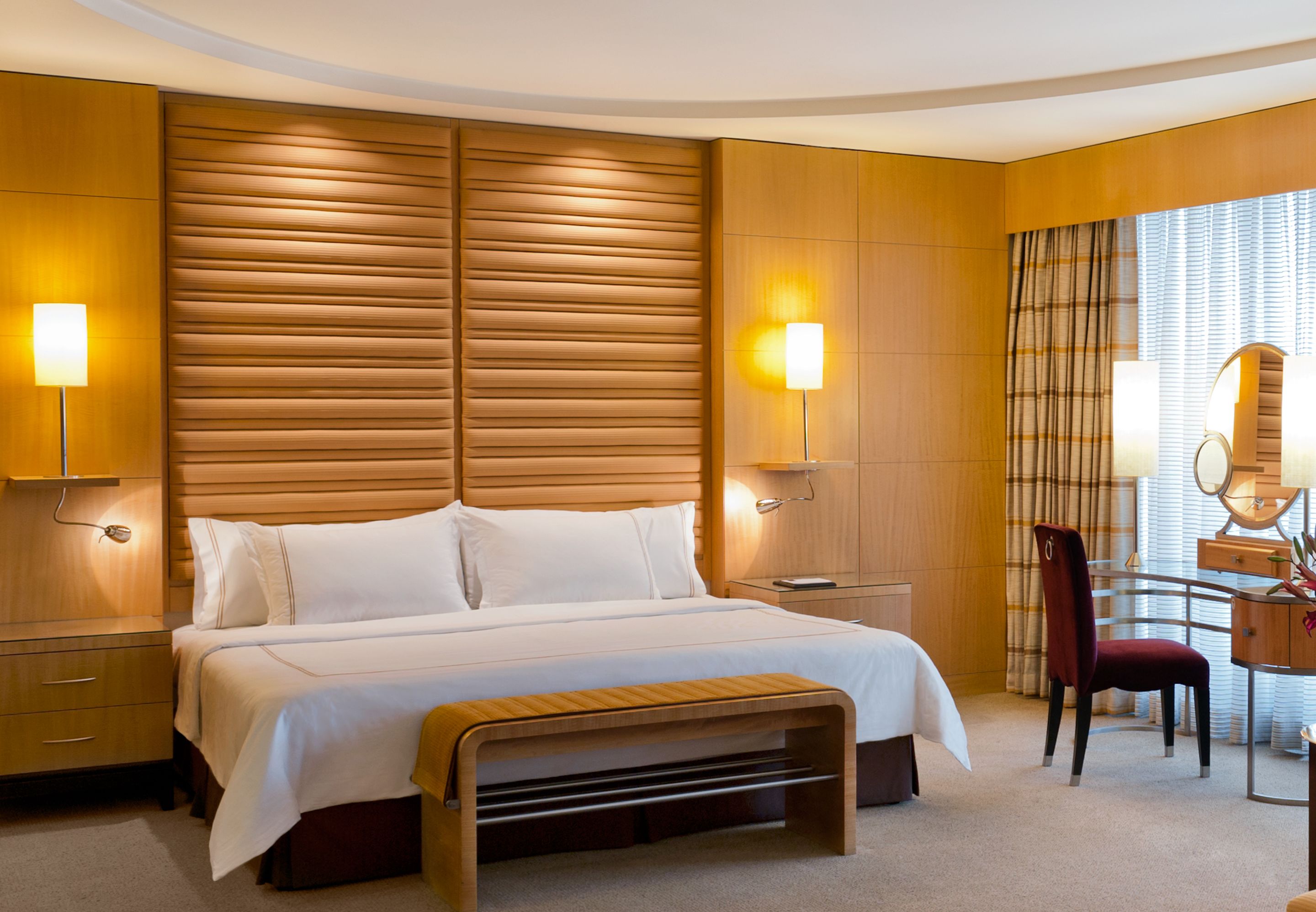 grand room (deluxe) | 1 bedroom, premium bedding, minibar, in-room safe