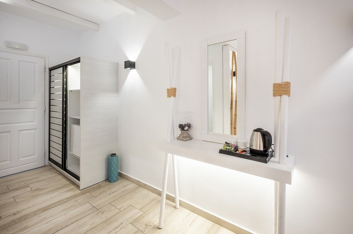 junior suite | 1 bedroom, desk, soundproofing, free wifi