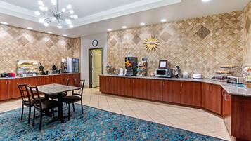 Free daily buffet breakfast