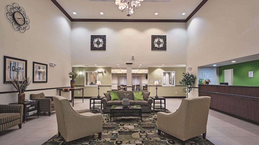 La Quinta Inn & Suites by Wyndham Lancaster
