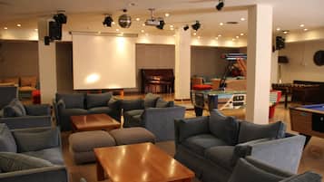 Bar lounge