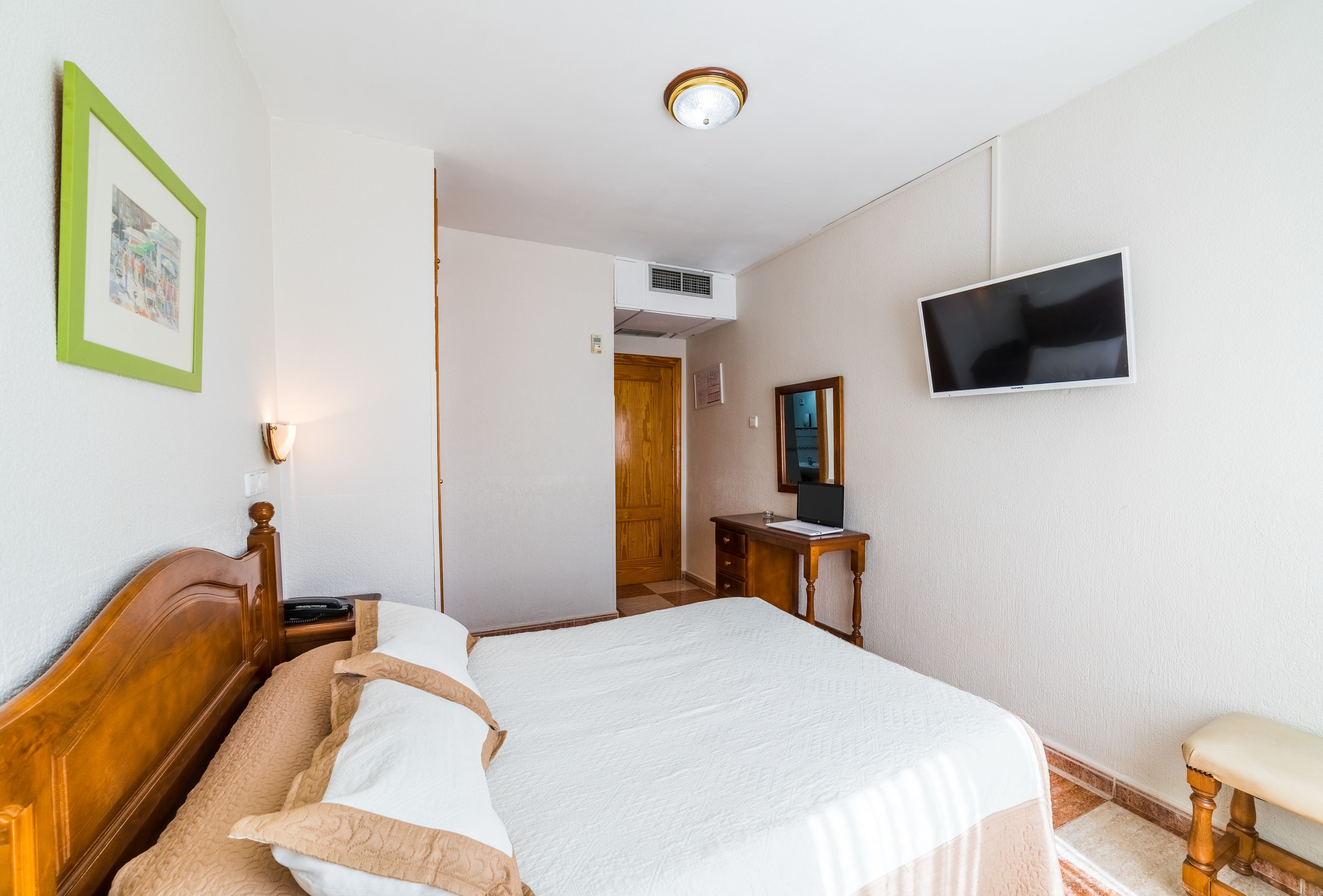 standard room with two beds | in-room safe, desk, free cots/infant beds, free wifi