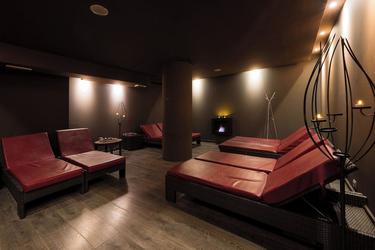 couples treatment room(s), hot springs/mineral springs