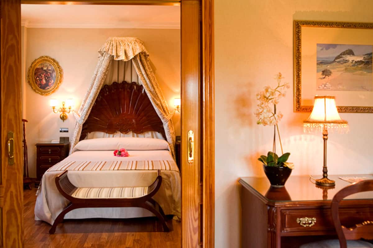 suite | minibar, in-room safe, free wifi