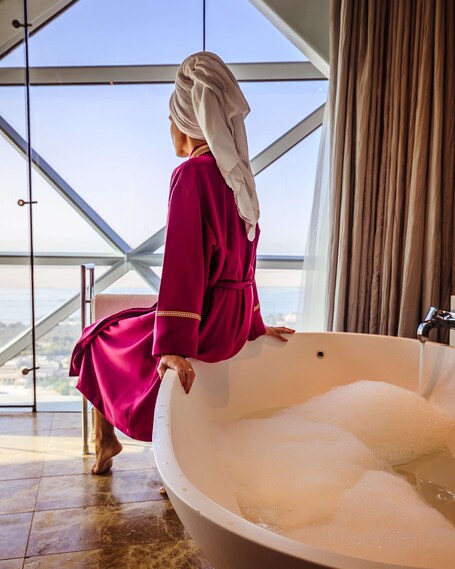 ANDAZ CAPITAL GATE ABU DHABI, BY HYATT - Image 14