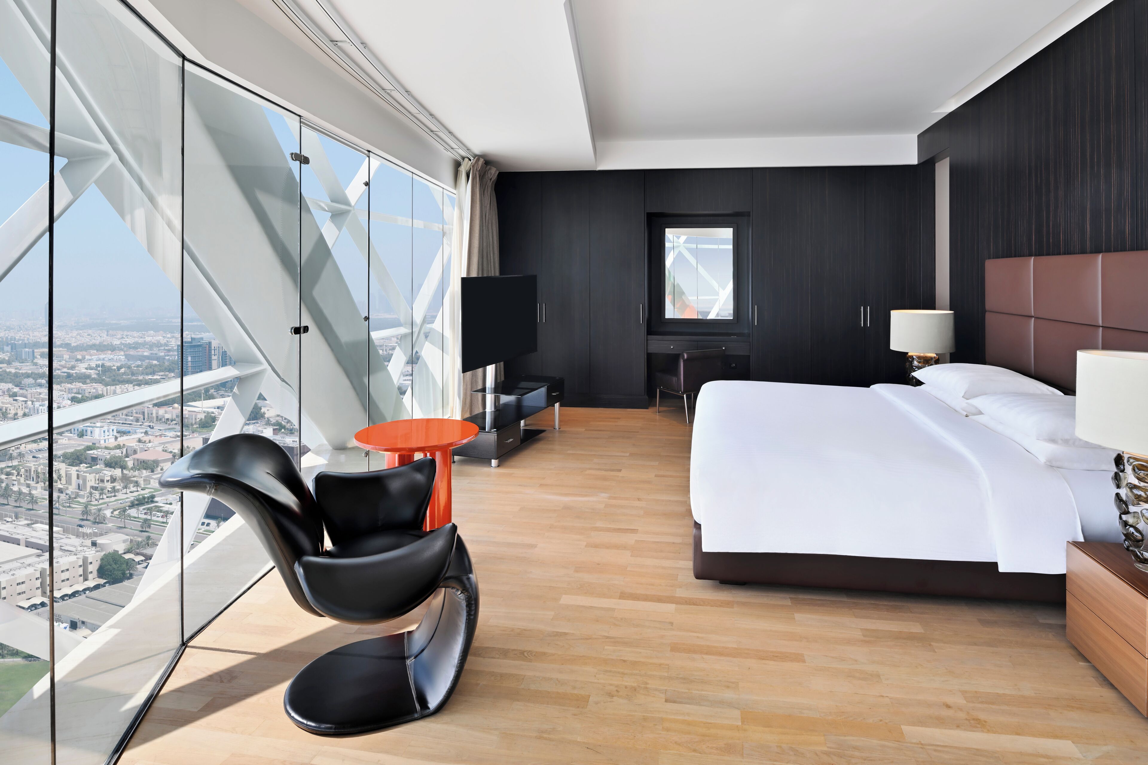 Ropa de cama de alta calidad y artículos del minibar gratis 
