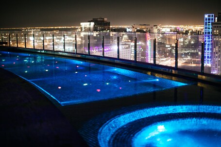 ANDAZ CAPITAL GATE ABU DHABI, BY HYATT - Image 22