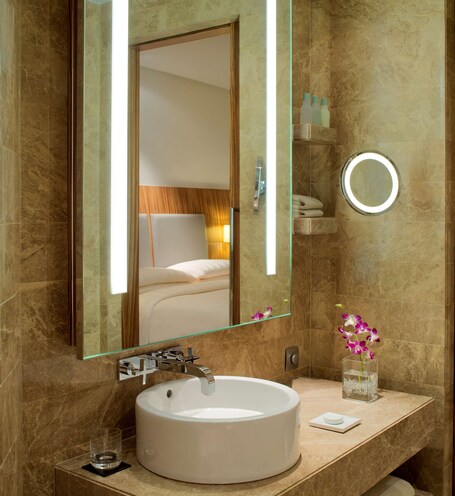 ANDAZ CAPITAL GATE ABU DHABI, BY HYATT - Image 134
