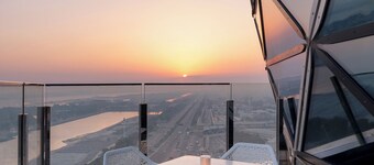 ANDAZ CAPITAL GATE ABU DHABI, BY HYATT