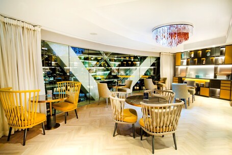 ANDAZ CAPITAL GATE ABU DHABI, BY HYATT - Image 53