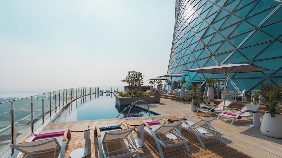 ANDAZ CAPITAL GATE ABU DHABI, BY HYATT
