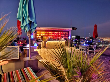 ANDAZ CAPITAL GATE ABU DHABI, BY HYATT - Image 17