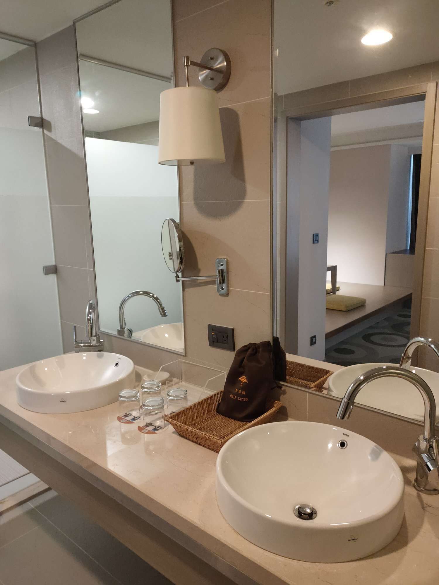 family suite | bathroom sink