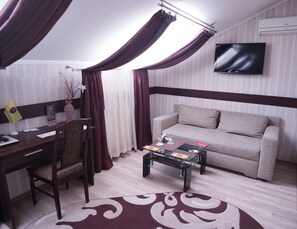 Superior Double or Twin Room, 1 Bedroom, City View | Minibar, in-room safe, desk, blackout drapes - Viva Hotel (Kharkiv)